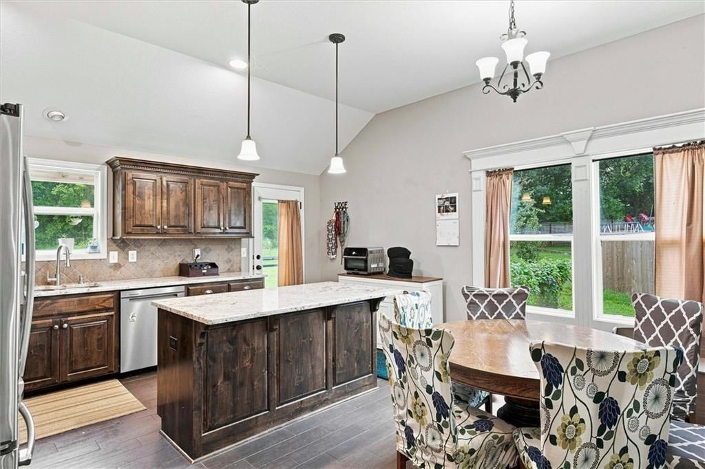 16805 Juniper Drive — photo 8
