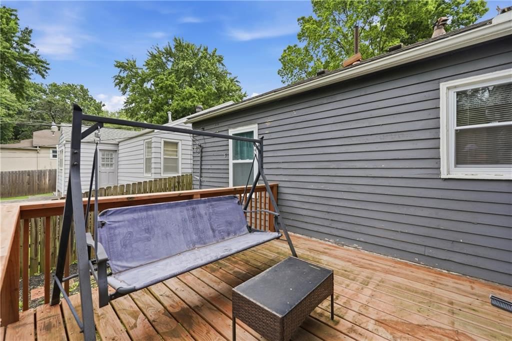 6704 Harris Avenue — photo 22