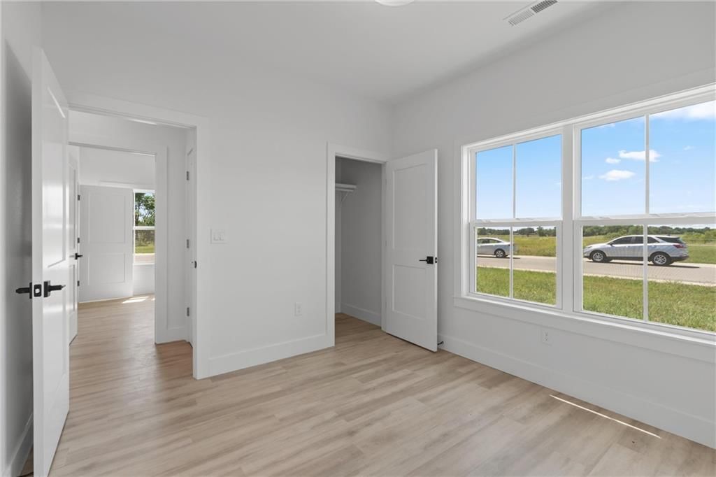 606 Catalpa Street — photo 10