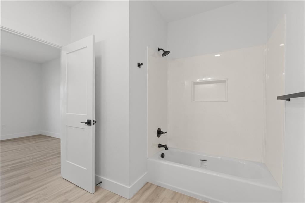 606 Catalpa Street — photo 35
