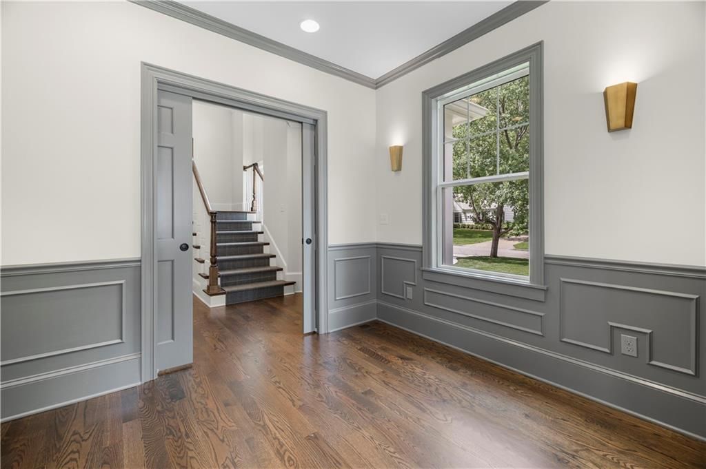 5213 W 70th Terrace — photo 8