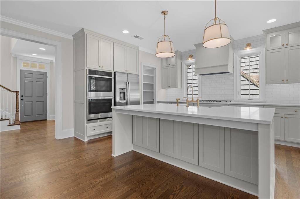 5213 W 70th Terrace — photo 18