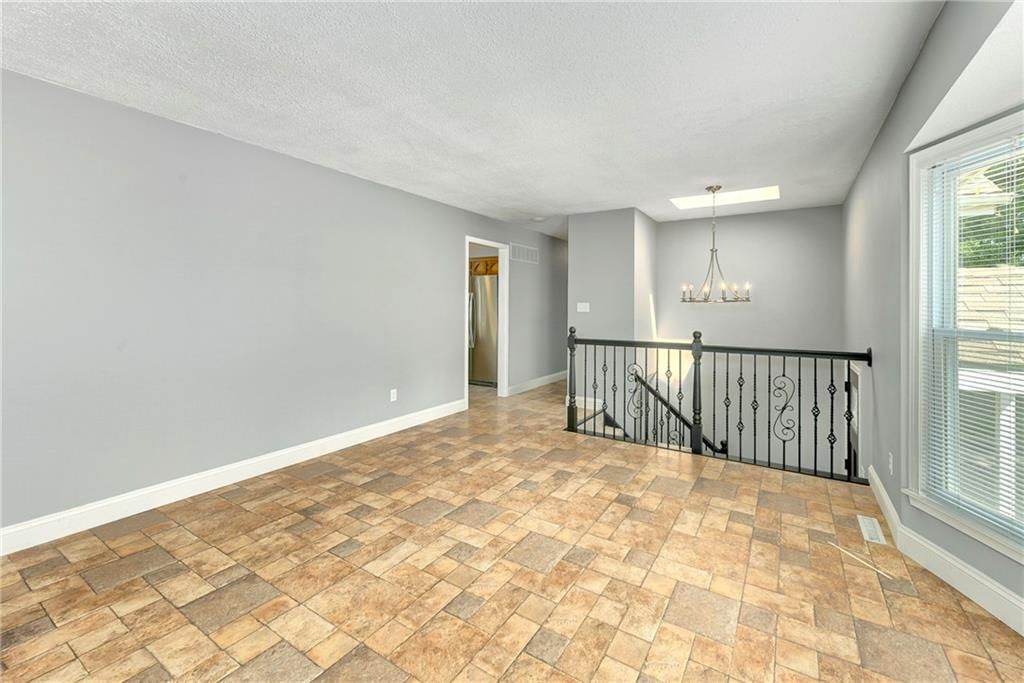 1732 SE Silkwood Court — photo 4