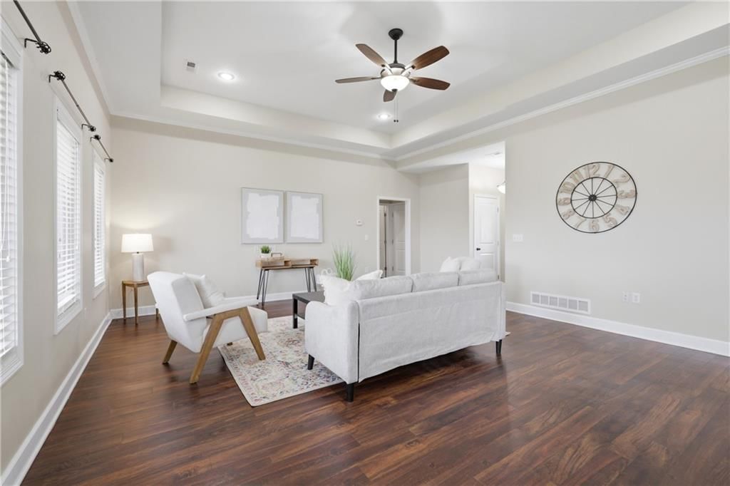 620 Oakmont Drive — photo 4