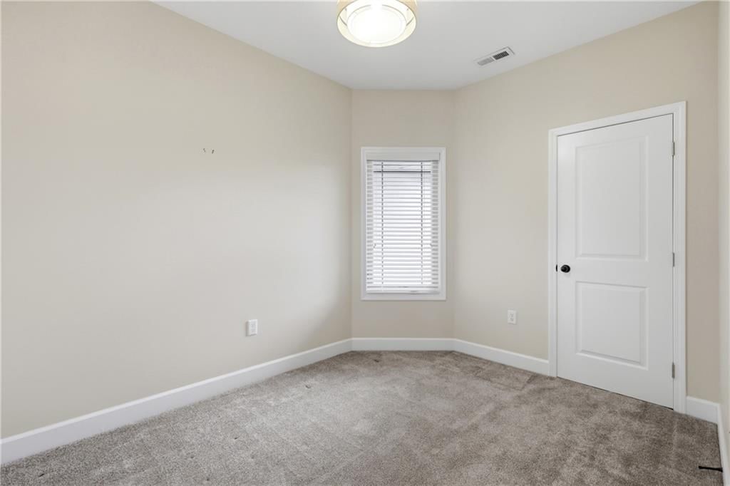 620 Oakmont Drive — photo 17