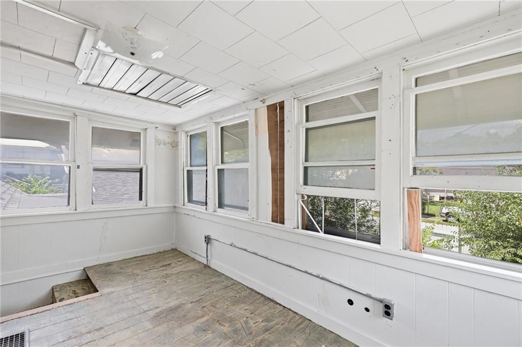 1102 S National Avenue — photo 13