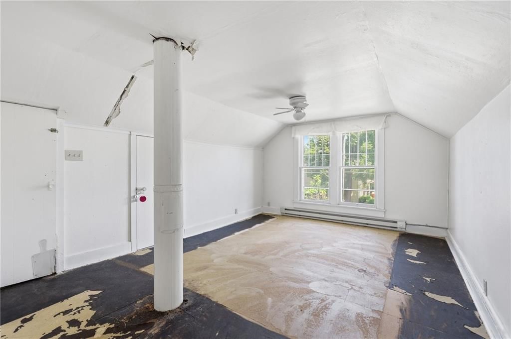 1102 S National Avenue — photo 15