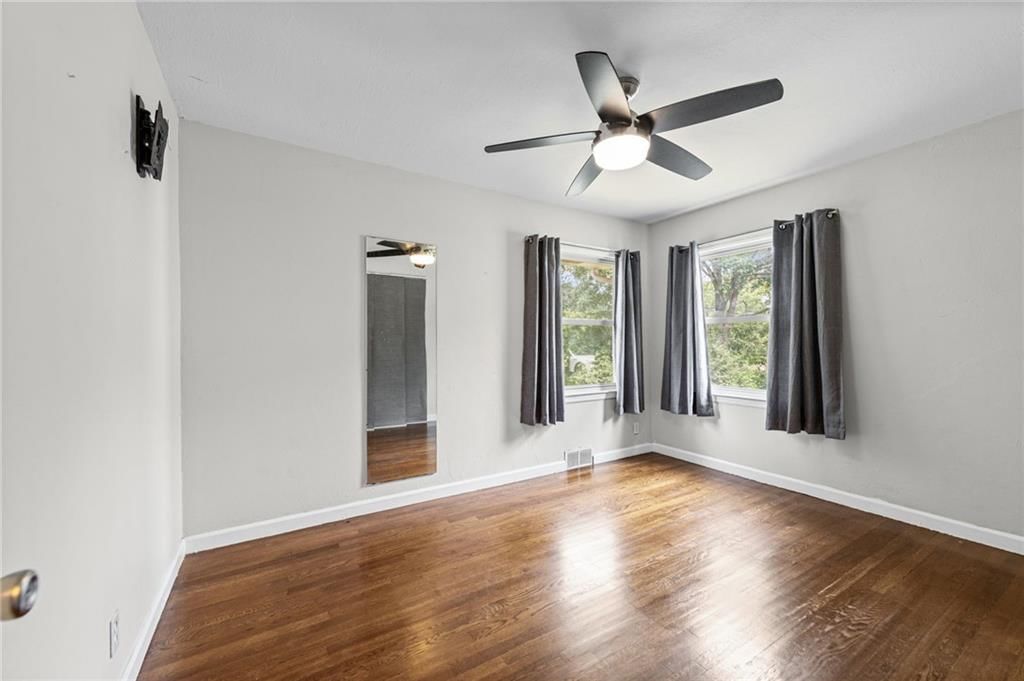 6814 W 73rd Street — photo 14