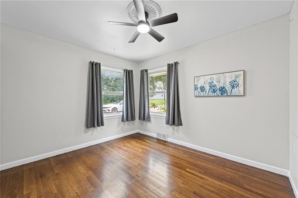 6814 W 73rd Street — photo 16