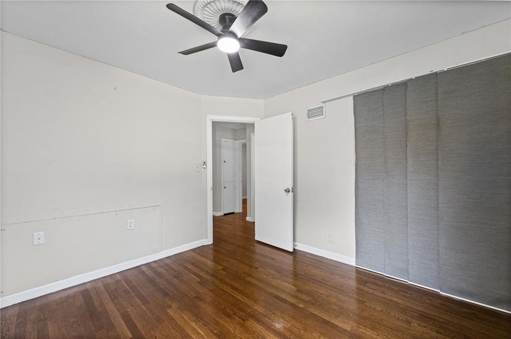 6814 W 73rd Street — photo 17
