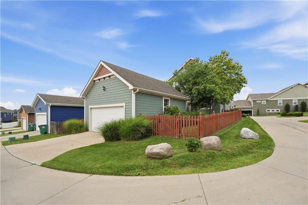 917 SW American Royal Way — photo 28
