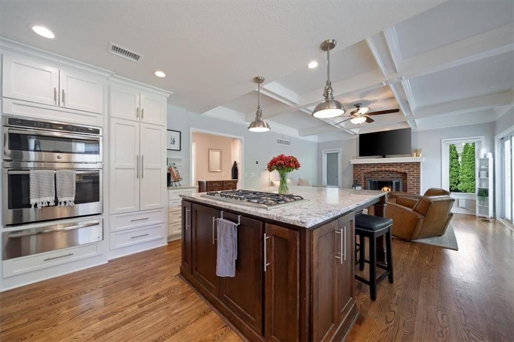 5801 W 130th Street — photo 13