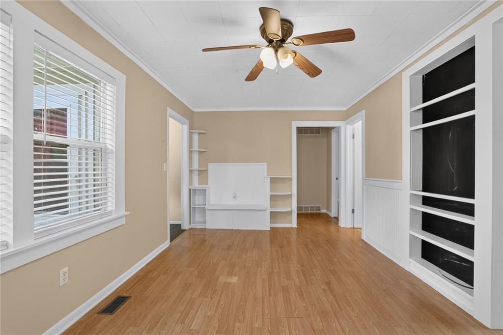 7614 Woodson Road — photo 4