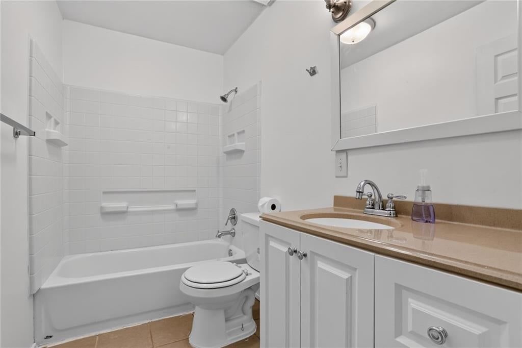 7614 Woodson Road — photo 8