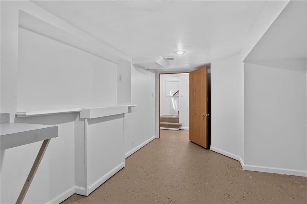 7614 Woodson Road — photo 14