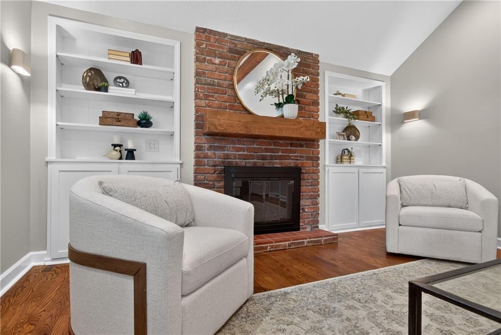 6323 Woodson Drive — photo 10