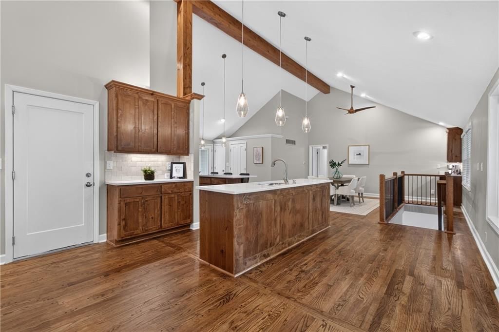 6323 Woodson Drive — photo 12