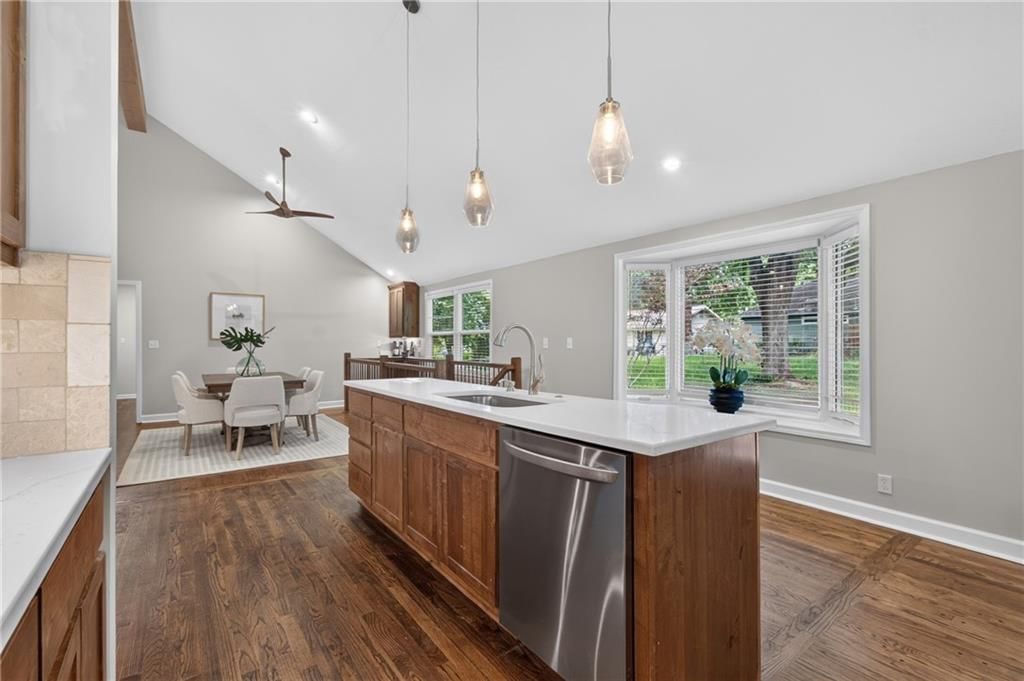 6323 Woodson Drive — photo 14