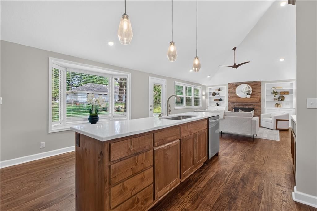 6323 Woodson Drive — photo 15