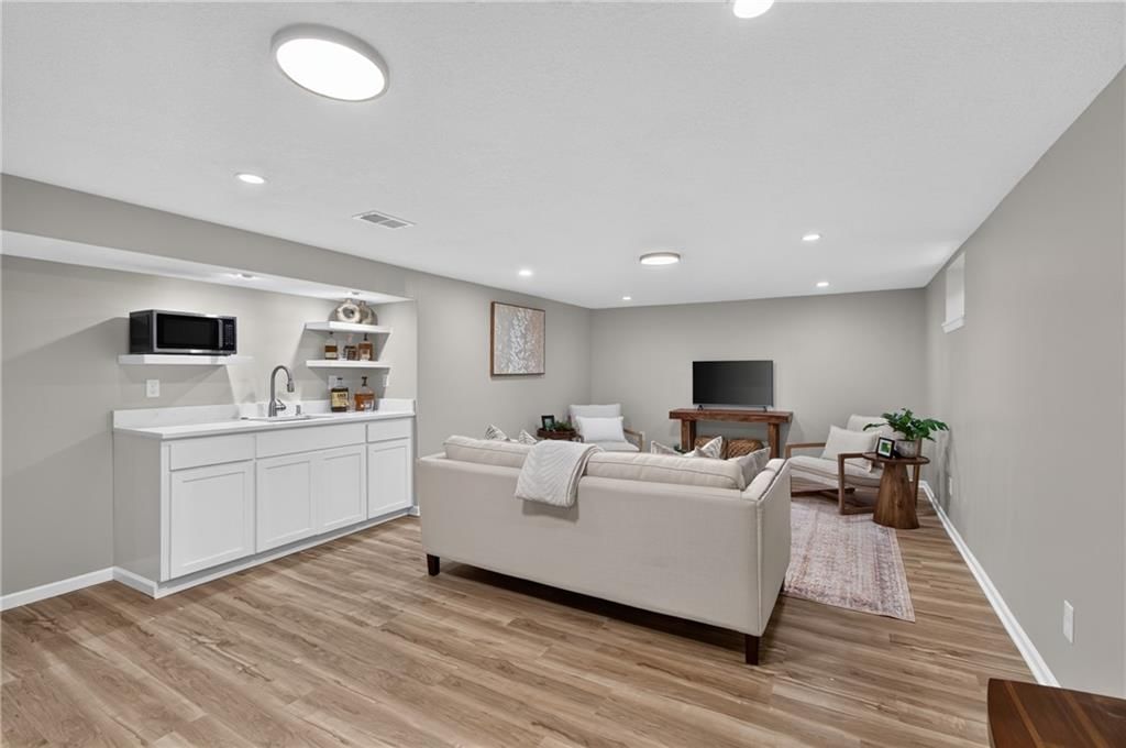 6323 Woodson Drive — photo 43