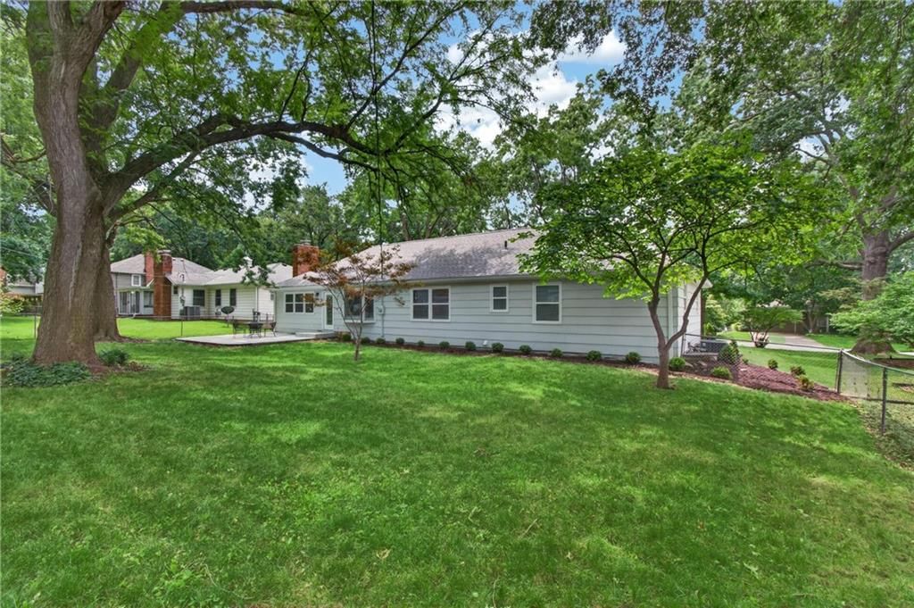 6323 Woodson Drive — photo 53