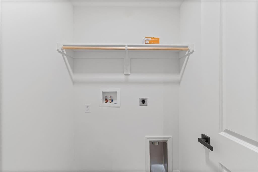 117 E 3rd Street — photo 12