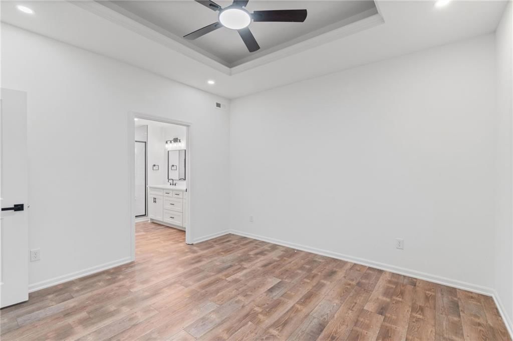 117 E 3rd Street — photo 17
