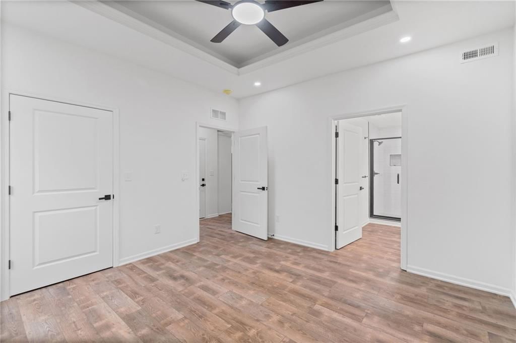 117 E 3rd Street — photo 18