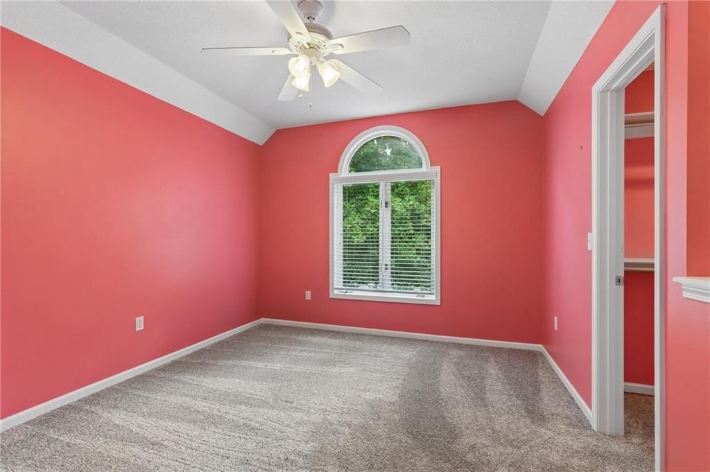 5224 N Main Street — photo 20