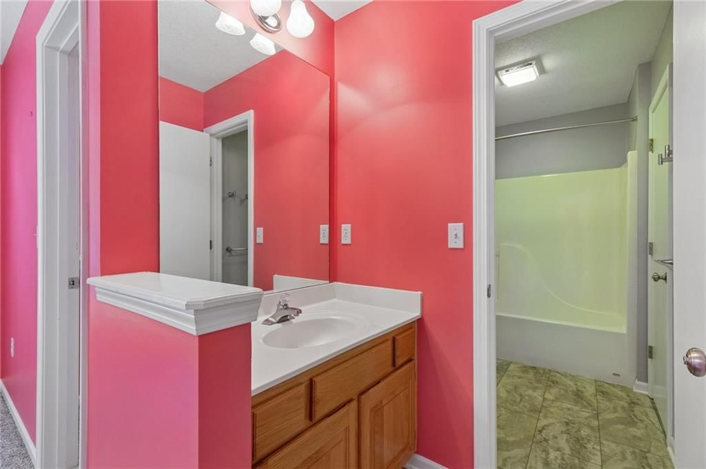 5224 N Main Street — photo 23
