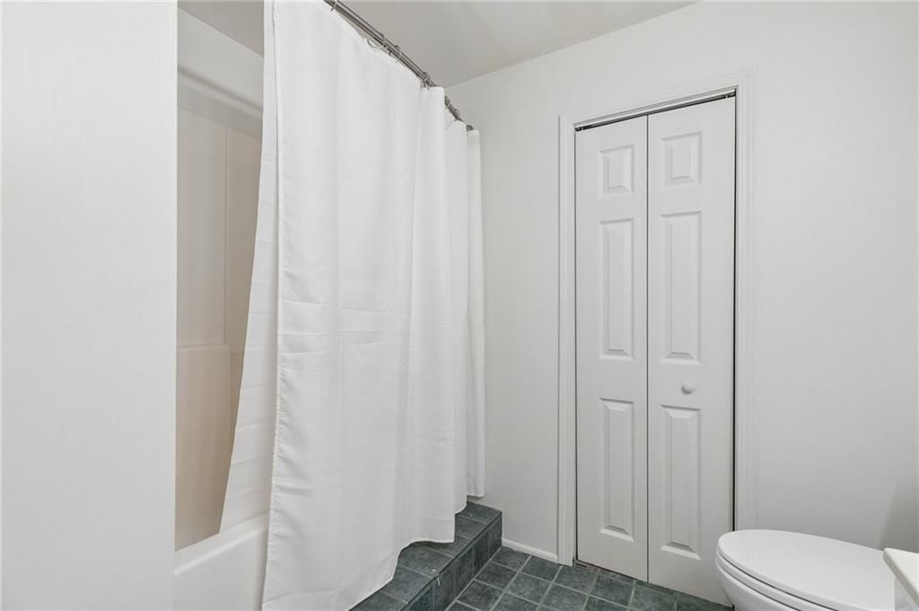 5224 N Main Street — photo 33