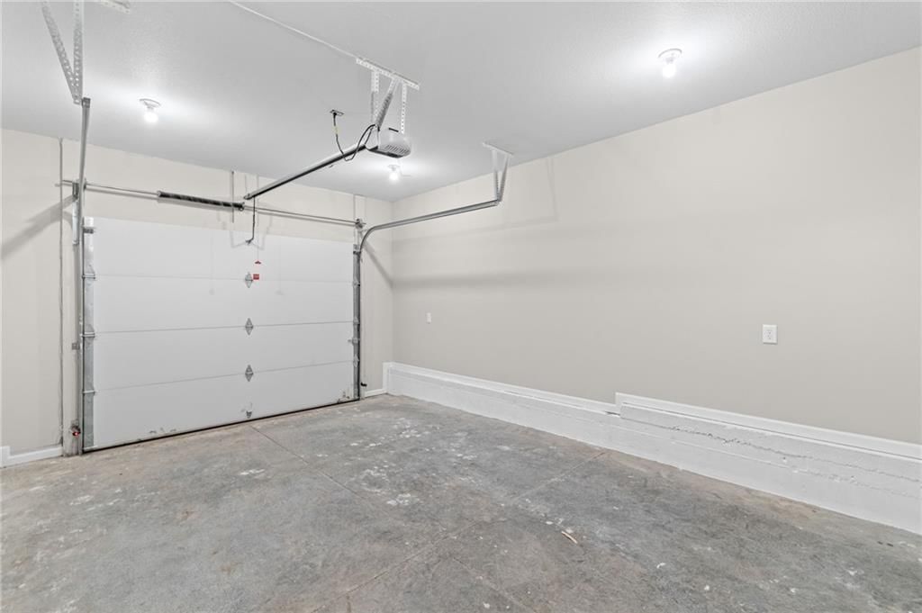 115 E 3rd Street — photo 29