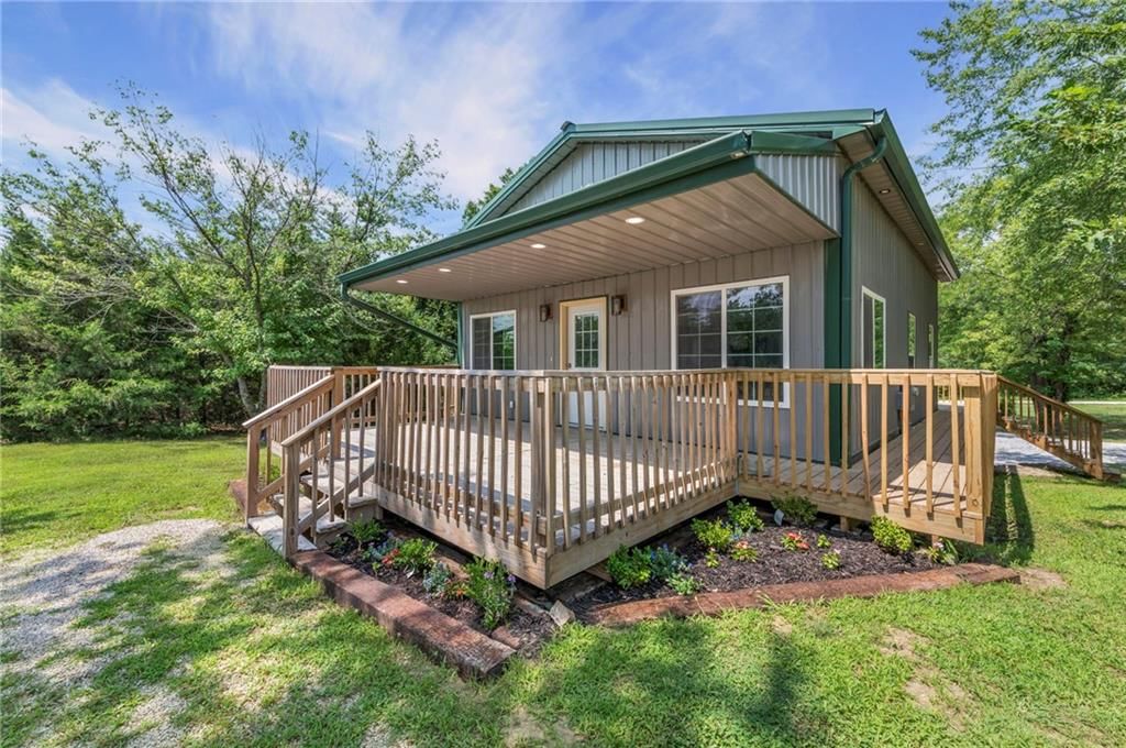 14820 Crystal Drive — photo 3