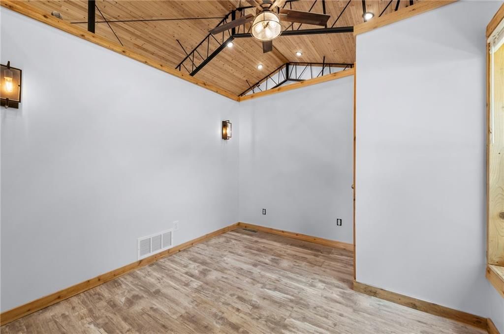 14820 Crystal Drive — photo 8