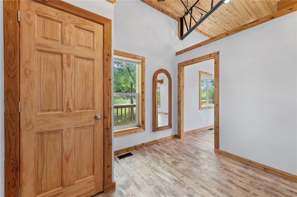 14820 Crystal Drive — photo 9
