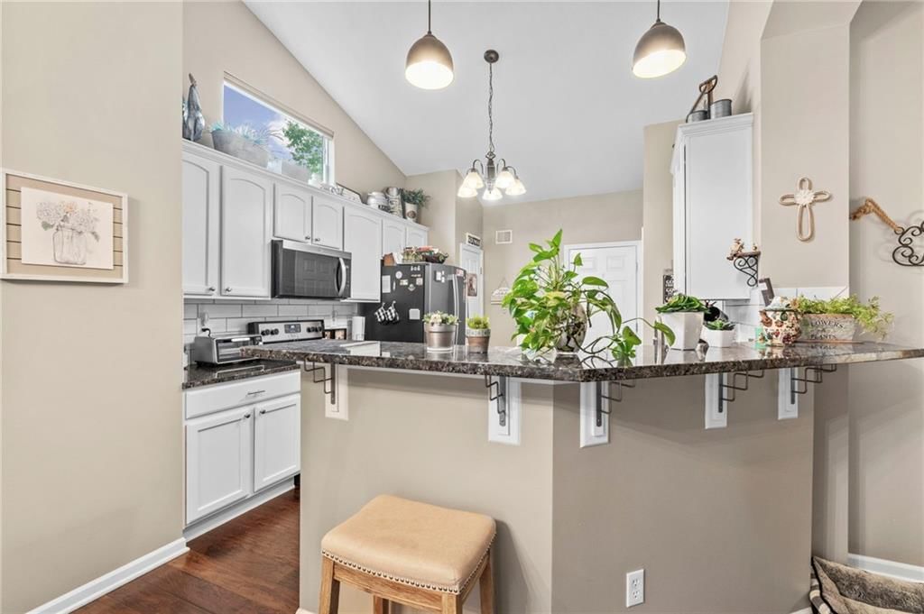 7905 N Lister Avenue — photo 11