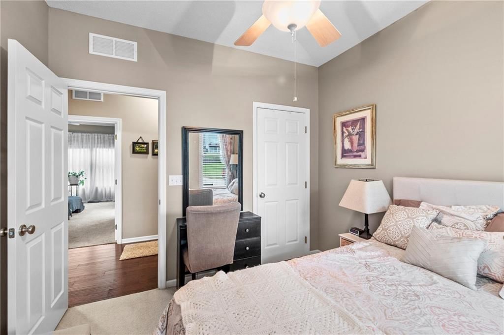 7905 N Lister Avenue — photo 15