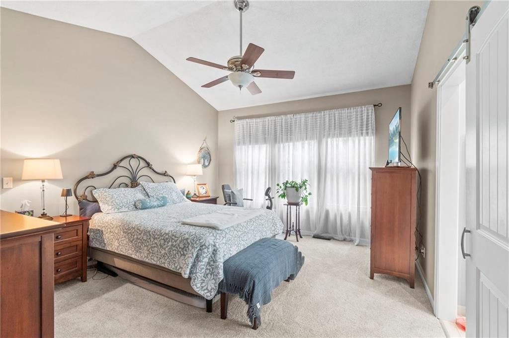 7905 N Lister Avenue — photo 19