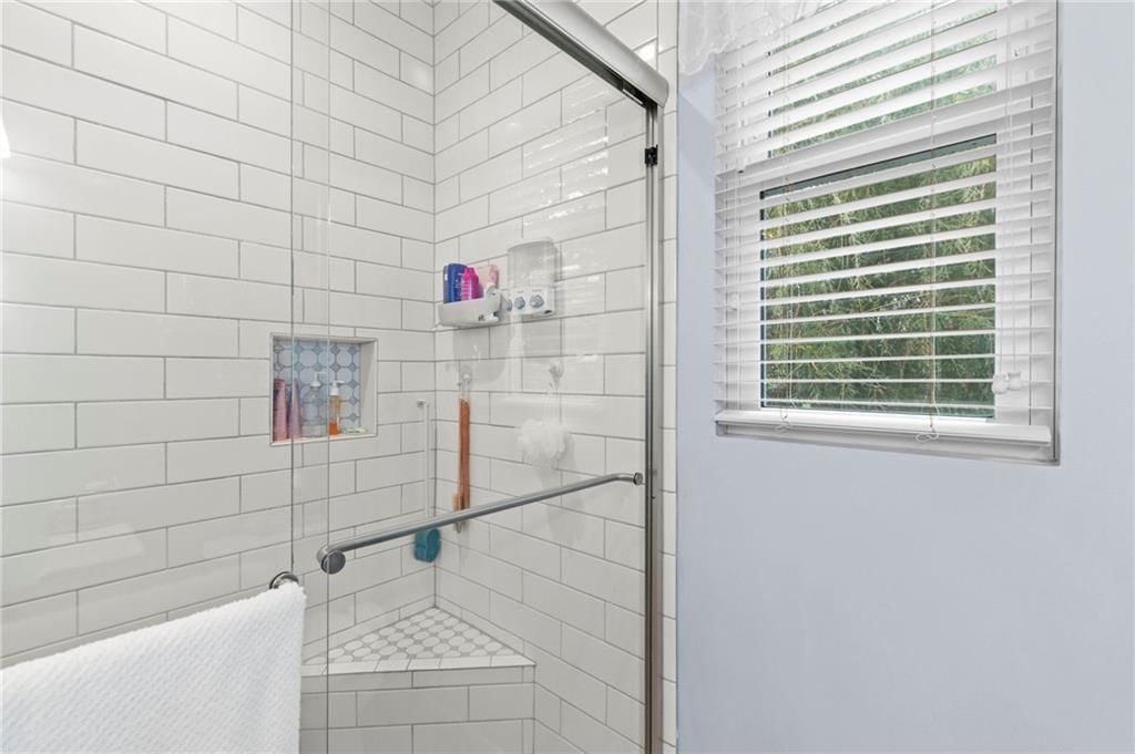 7905 N Lister Avenue — photo 23