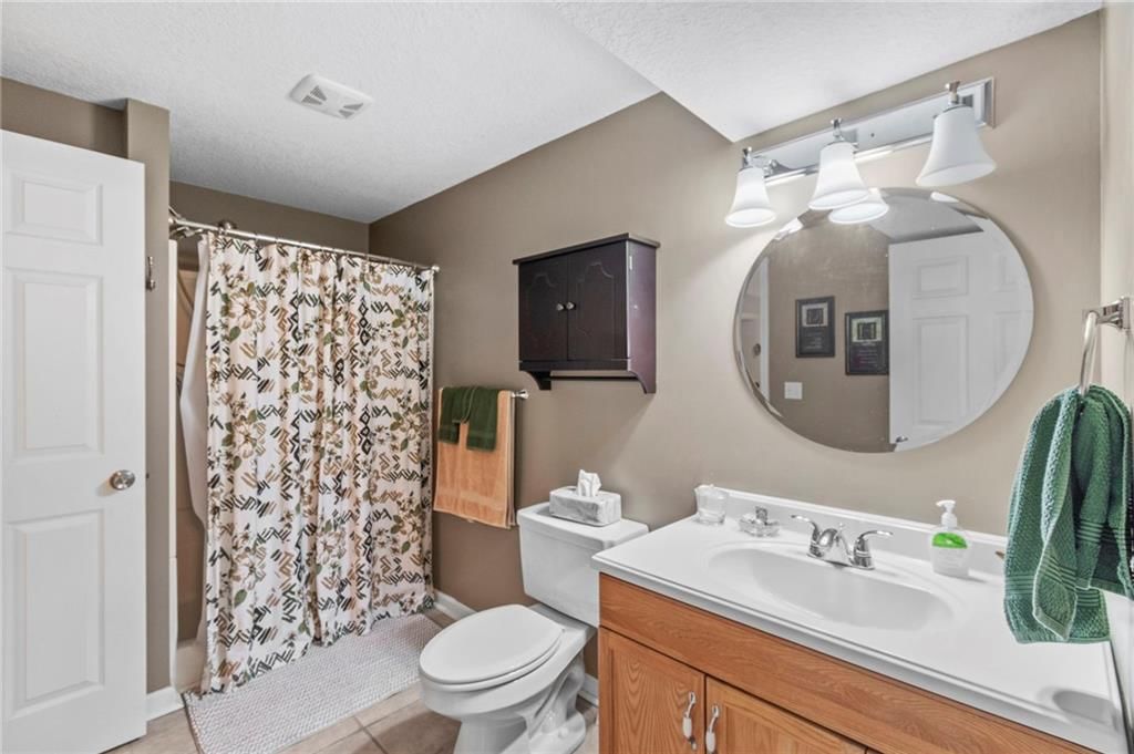 7905 N Lister Avenue — photo 27