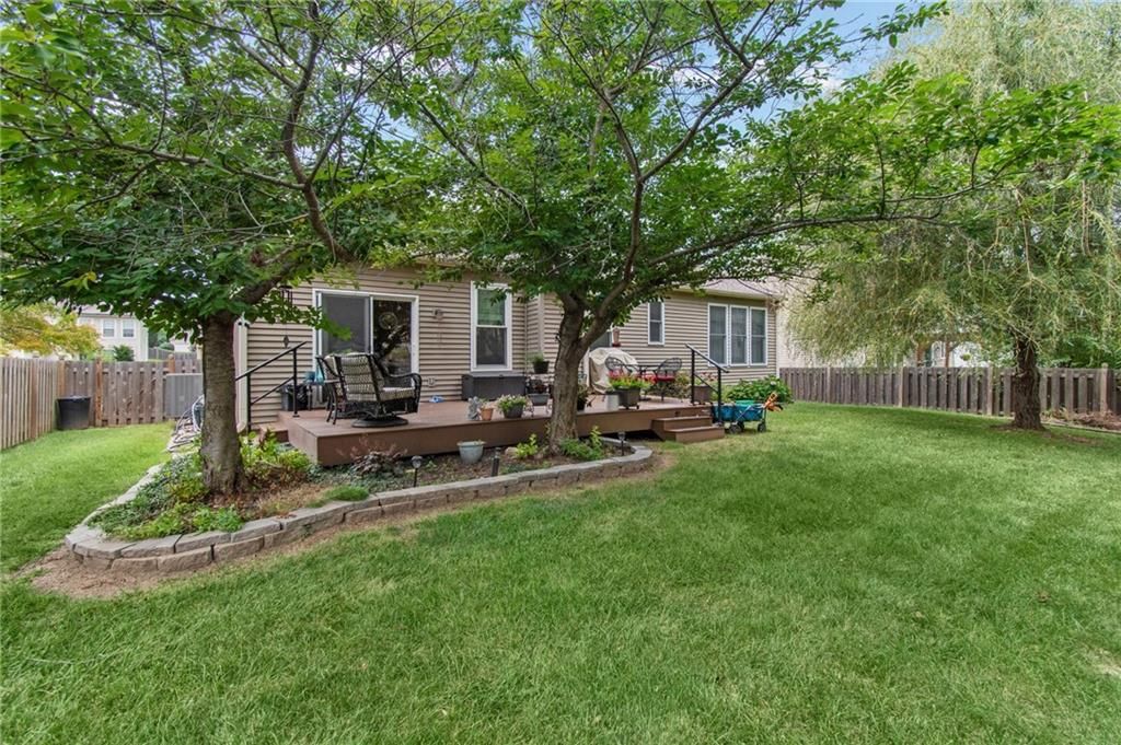 7905 N Lister Avenue — photo 33