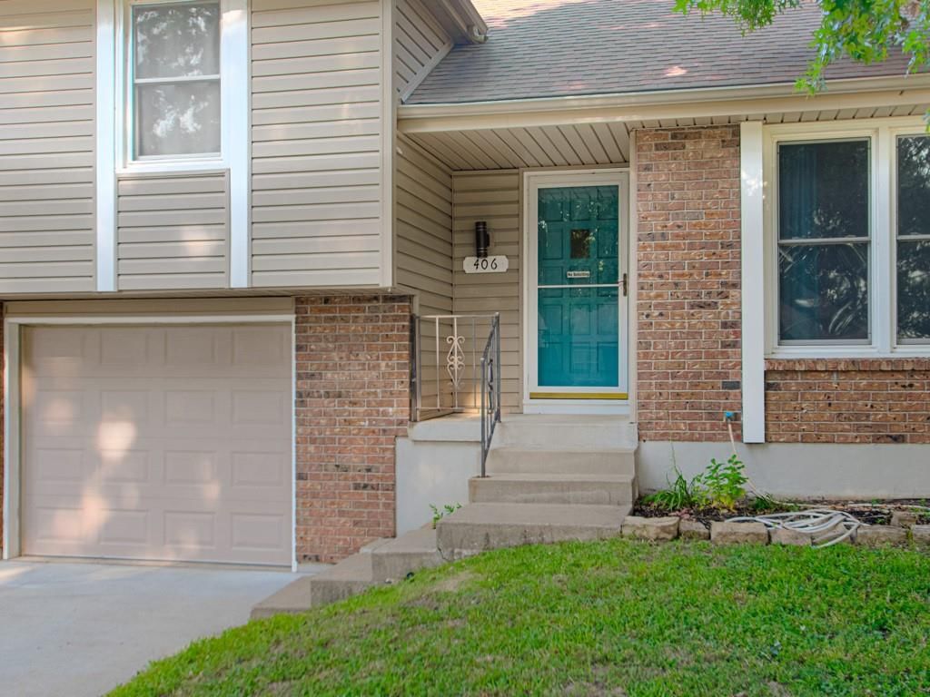 406 Meadow Lane — photo 2