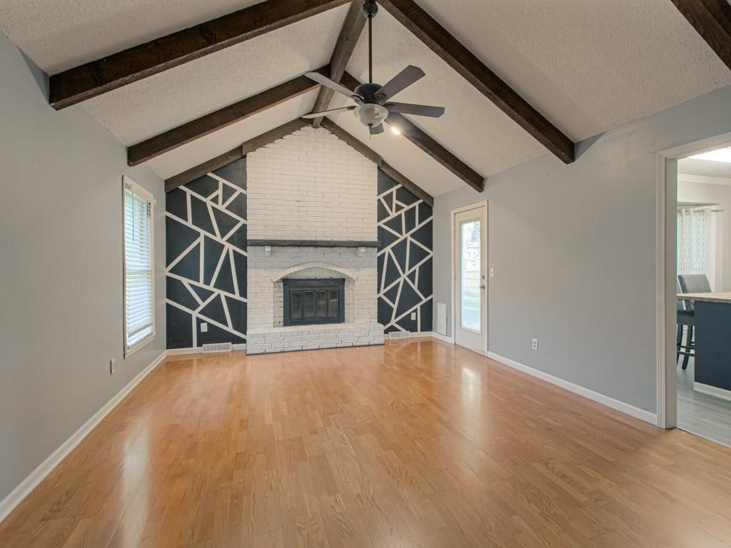 406 Meadow Lane — photo 8