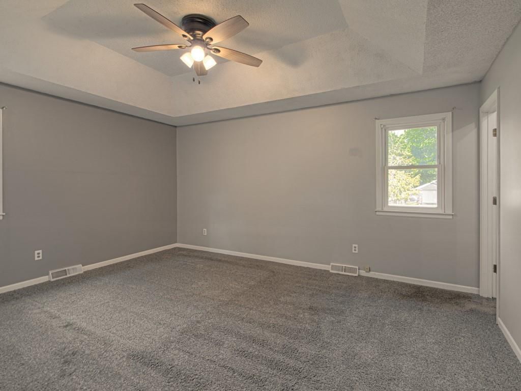 406 Meadow Lane — photo 13