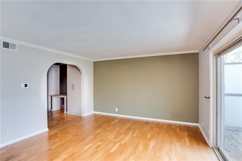 4616 Holly Street — photo 3