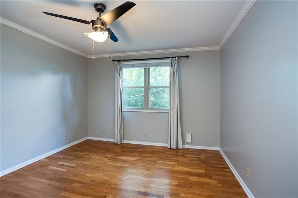 4616 Holly Street — photo 13