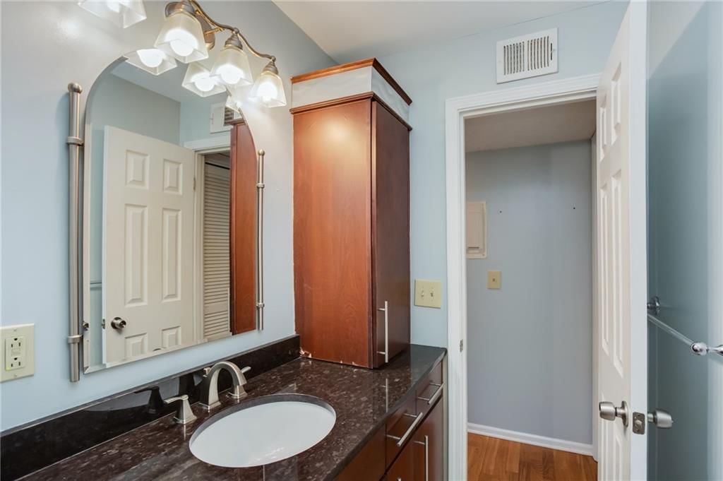 4616 Holly Street — photo 16