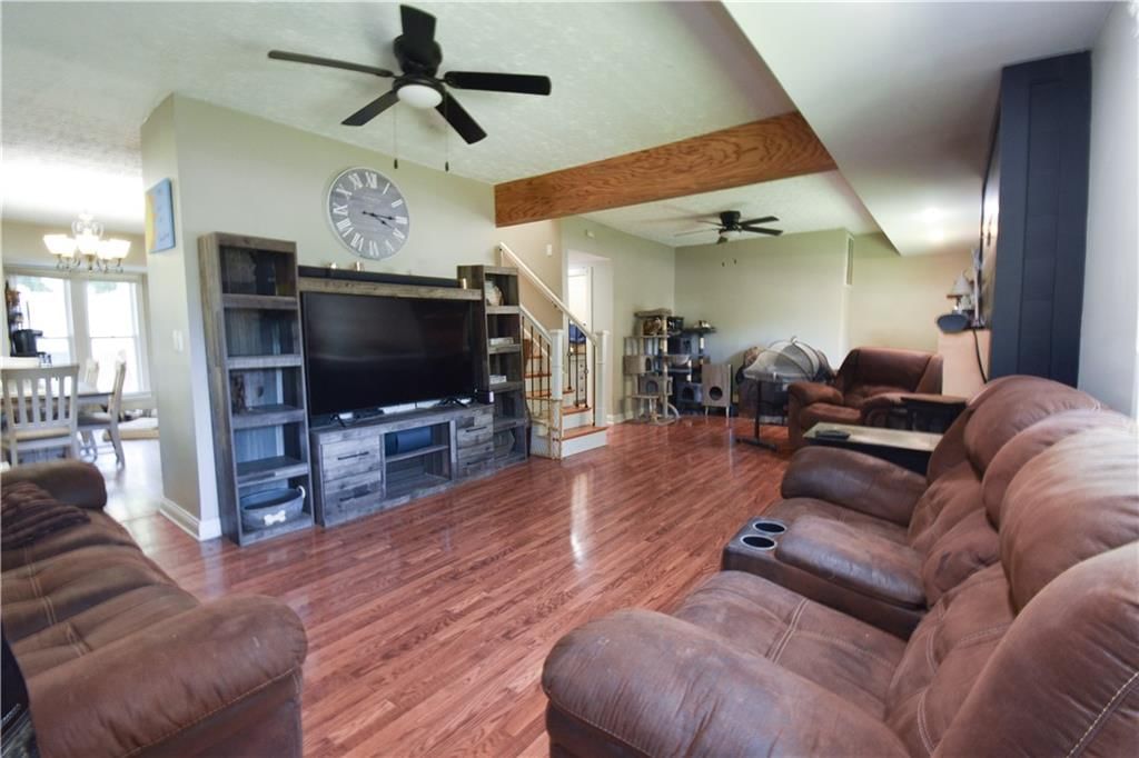 302 S Chestnut Street — photo 3