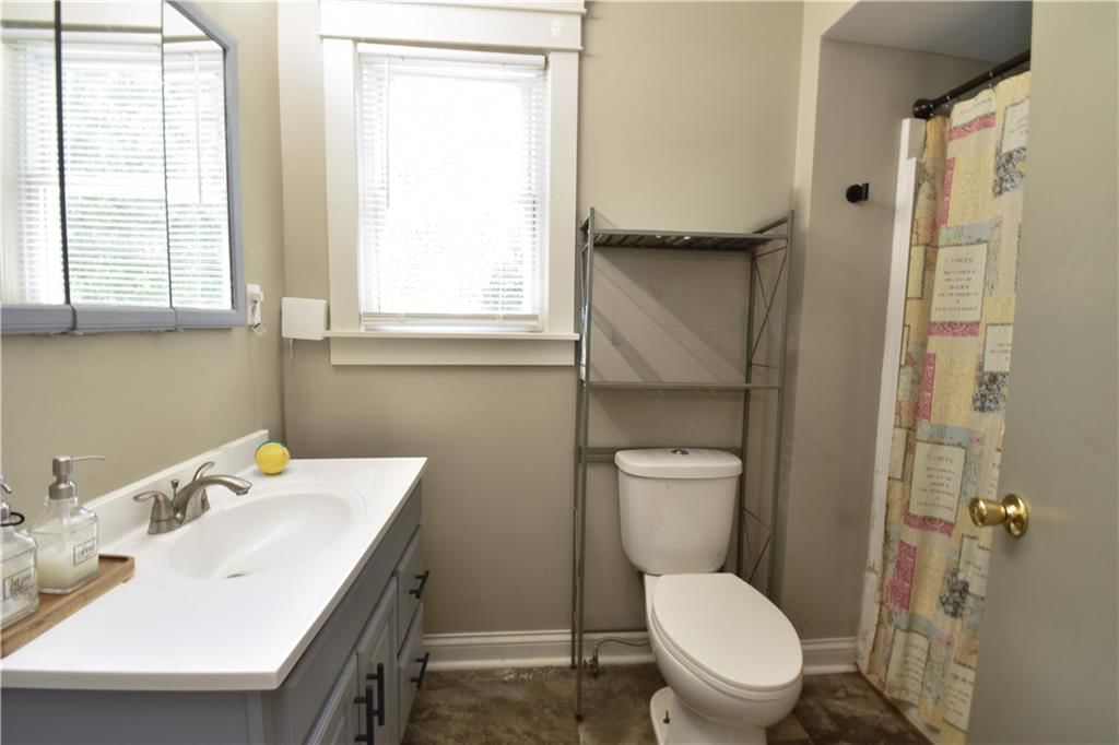 302 S Chestnut Street — photo 13
