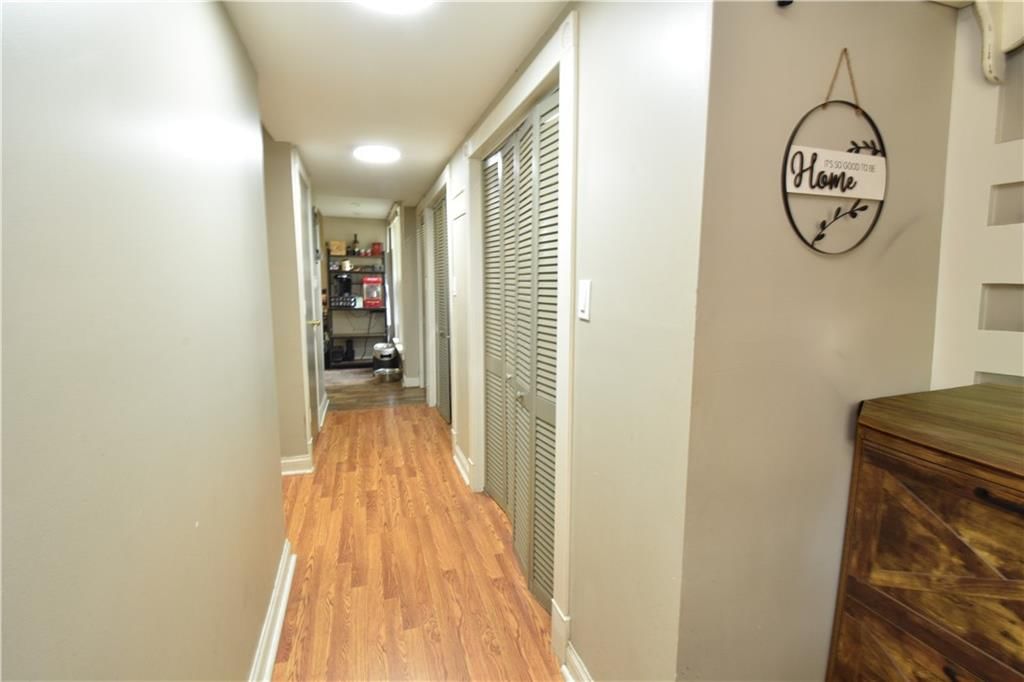 302 S Chestnut Street — photo 17